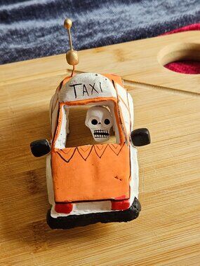 VINTAGE OAXACAN MUERTOS TAXI DRIVER CLAY AND WIRE SCULPTURE